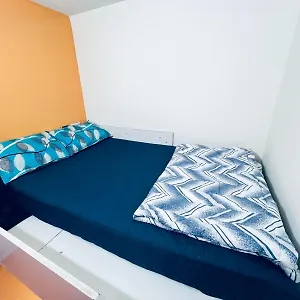 https://apt-moon-backpackers-burjman-exit-2-family-partitions.sharjah-hotels.com