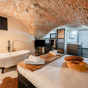 https://borgo-santa-croce-apartment.it-tuscanyhotel.com